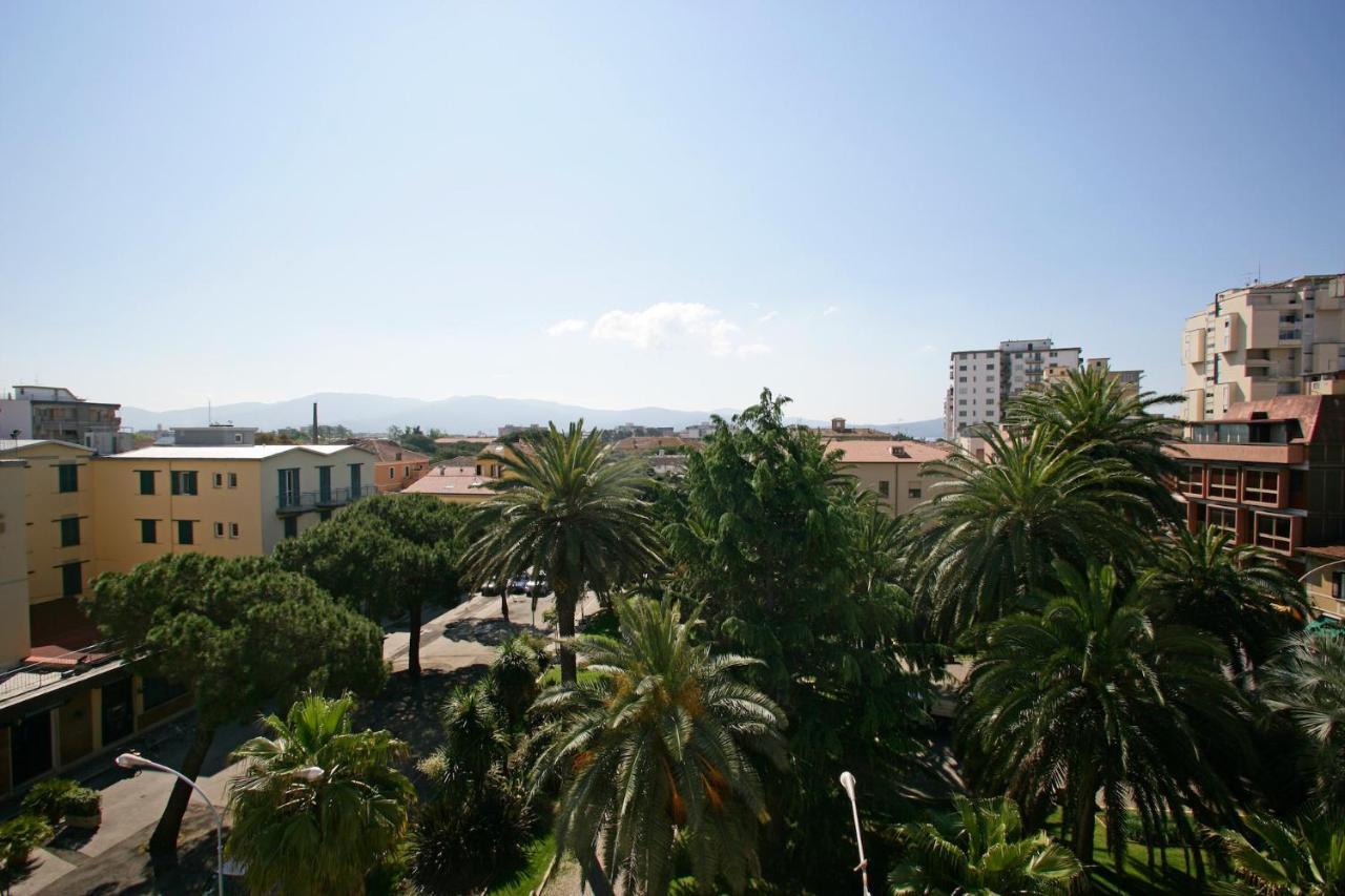 Casa Laura Follonica Apartment Exterior foto
